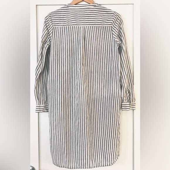 Bundle of 2 ROOTS dresses, EUC, size small. - Picture 6 of 6